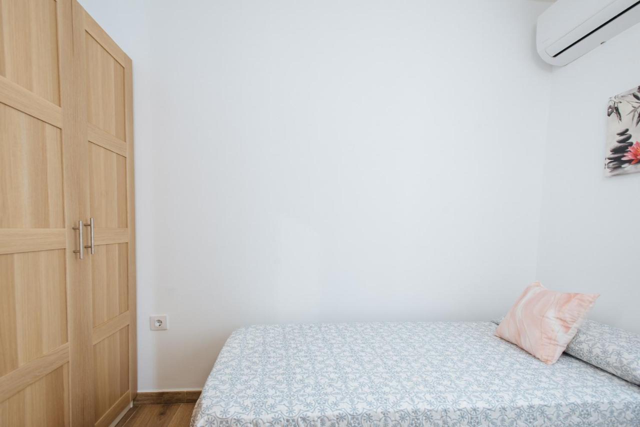 El Apartamento Del Reloj De Sol Sevilla Exteriör bild