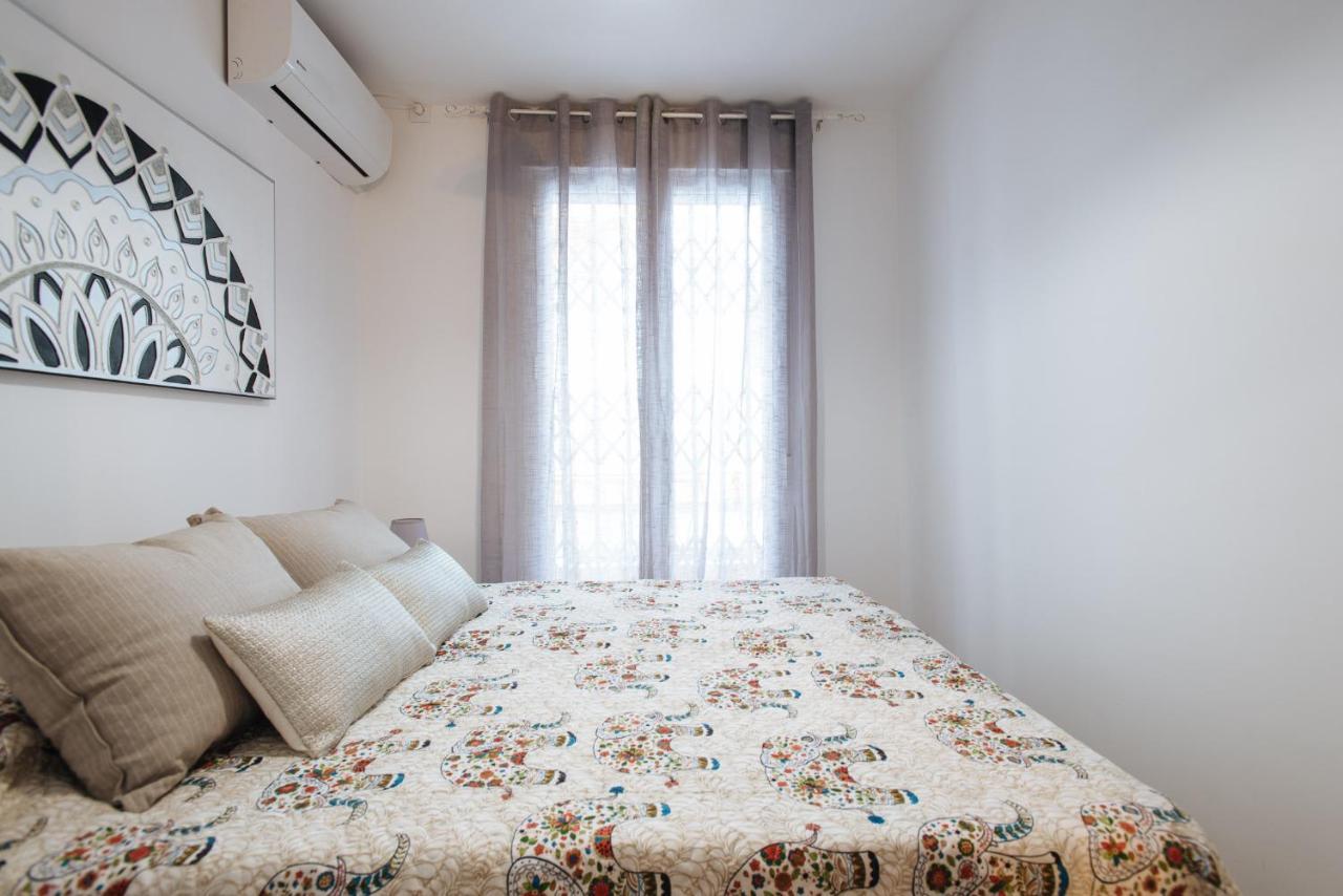 El Apartamento Del Reloj De Sol Sevilla Exteriör bild