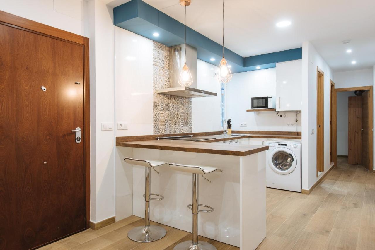 El Apartamento Del Reloj De Sol Sevilla Exteriör bild