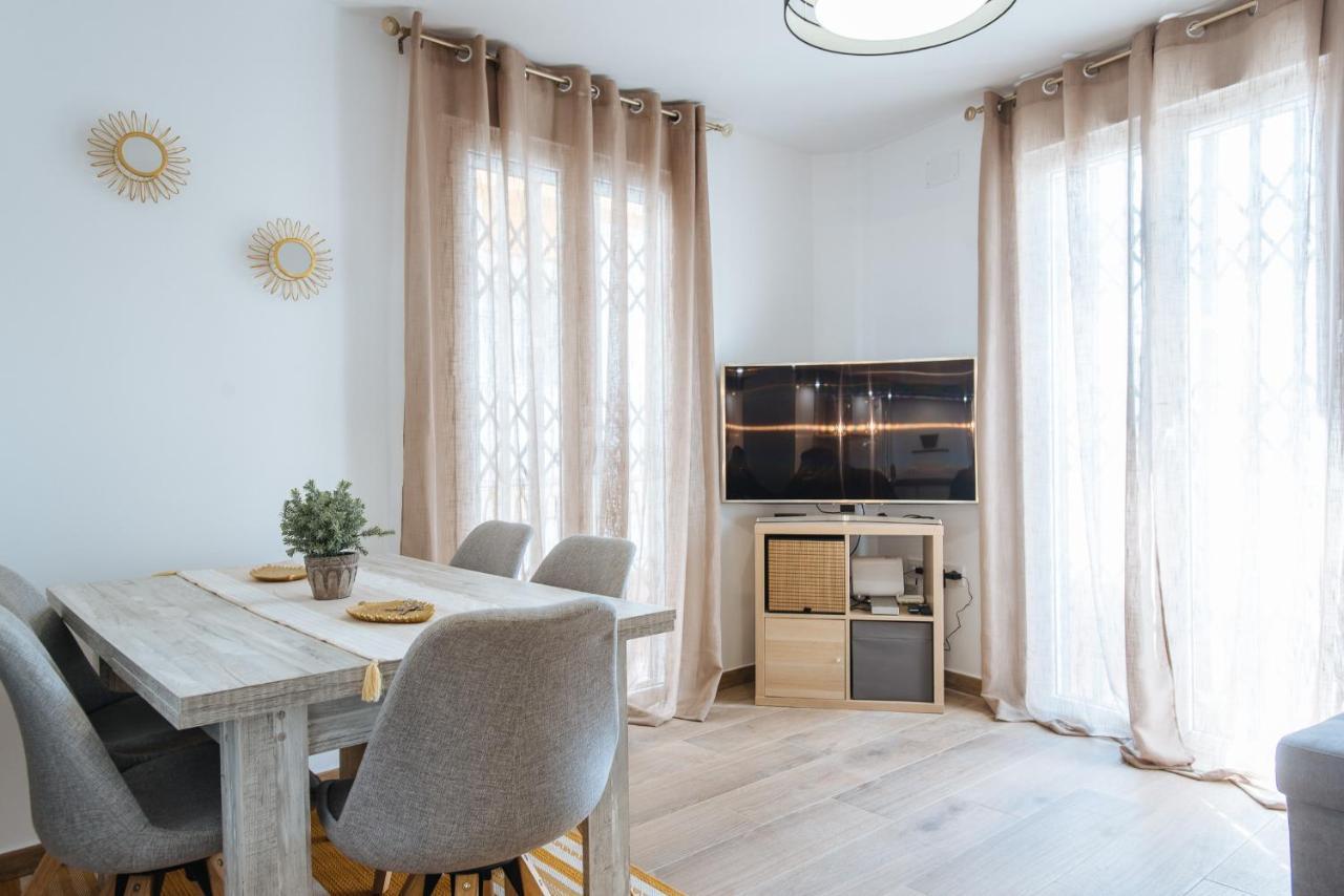 El Apartamento Del Reloj De Sol Sevilla Exteriör bild